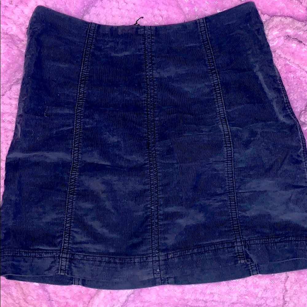 Navy blue skirt Size:M 5$